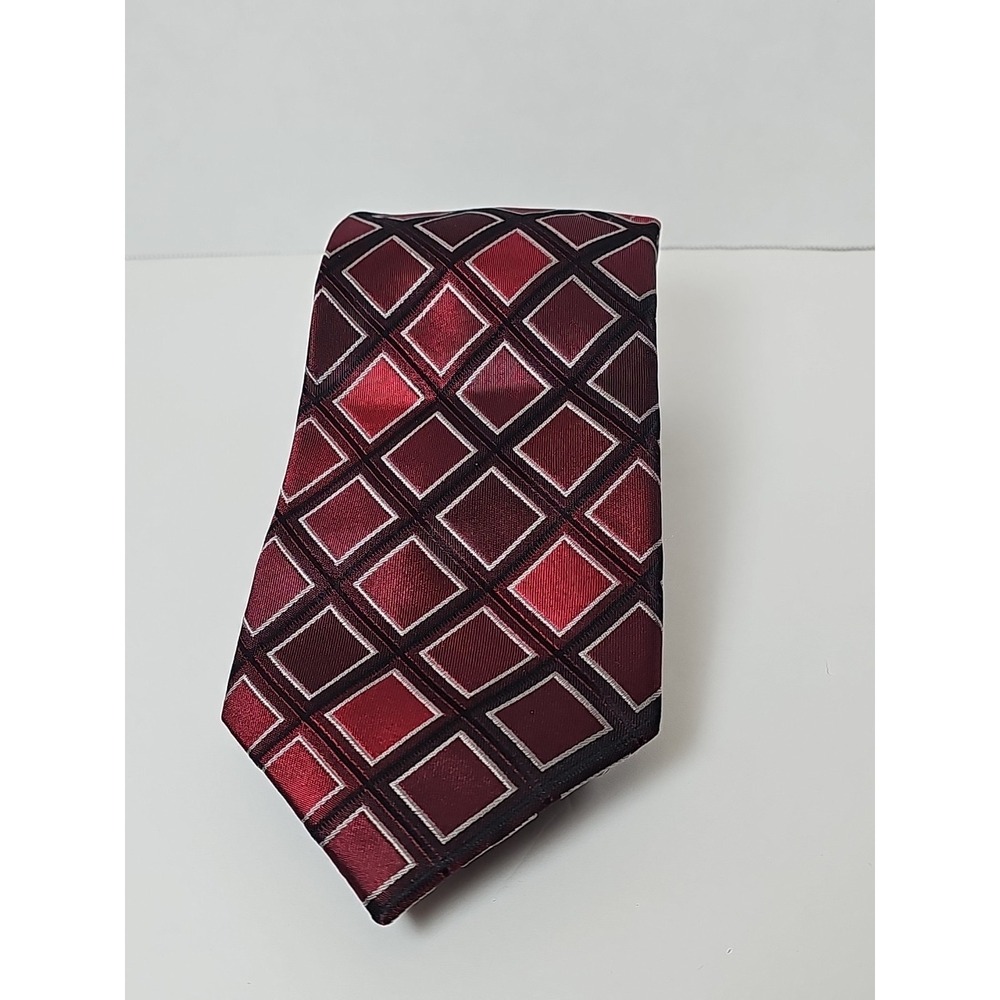 Kenneth Cole Red Geometric Men's Neck‎ Tie Silk